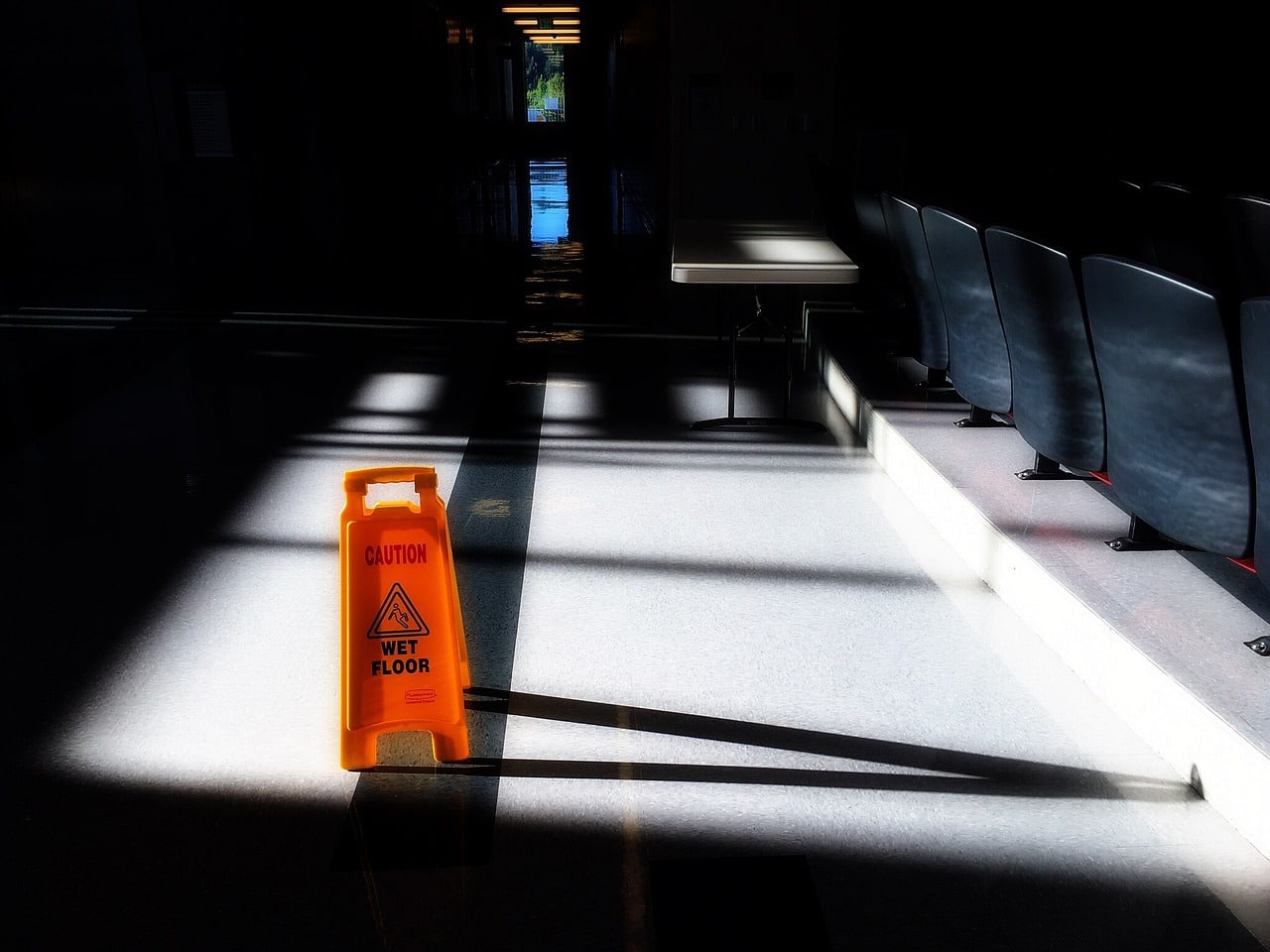 hallway-gf802e1c00_1280