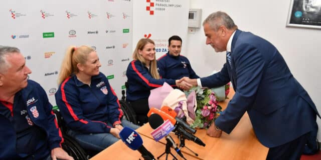 190923_KZN-parastolni-tenis-1-1024×682