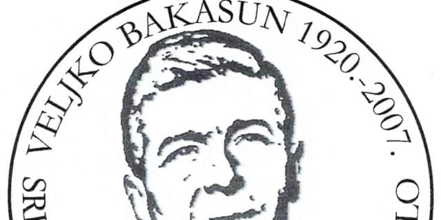 2020-04-27_202408