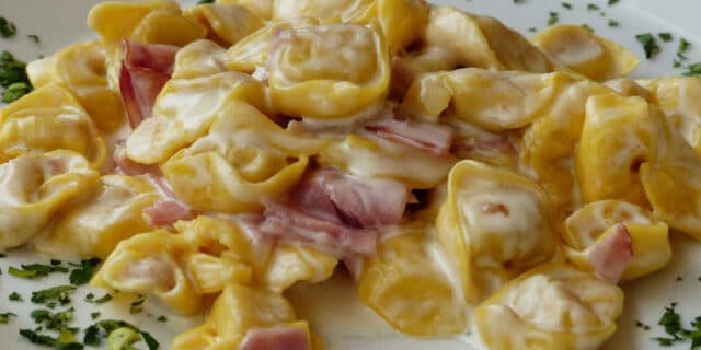 2021-02-24-gastro-Tortelini Carbonara