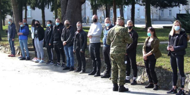 U Po�egi zapoèelo dragovoljno vojno osposobljavanje 29. nara�taja roènika
