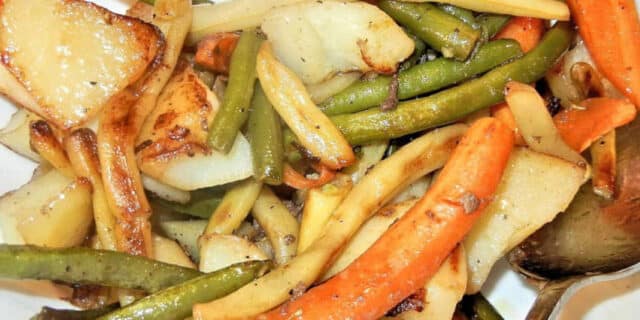 2021-04-19-gastro-mahune-mladi-krumpir