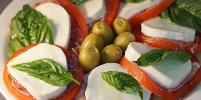 2021-06-30-gastro-mozzarela-rajčica