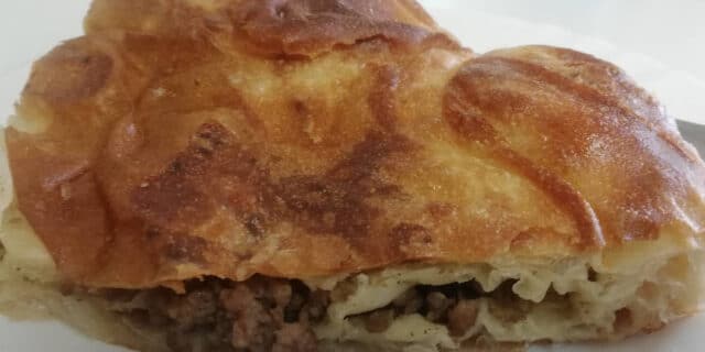 2021-10-04-gastro-KALORIJE-burek-meso