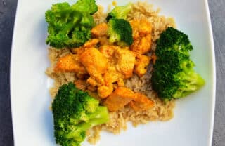 2021-11-09-gastro-W-brokoli-piletina-riža