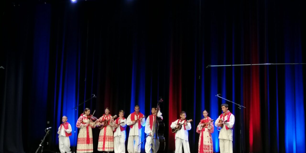 IMG-4d8b7a353922bb3766cfab05c10db28e-V