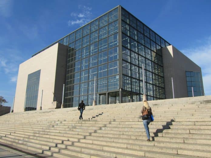 National_and_University_Library_in_Zagreb-696×522