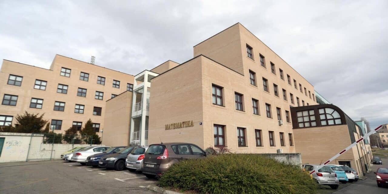 PXL_010218_19511914
