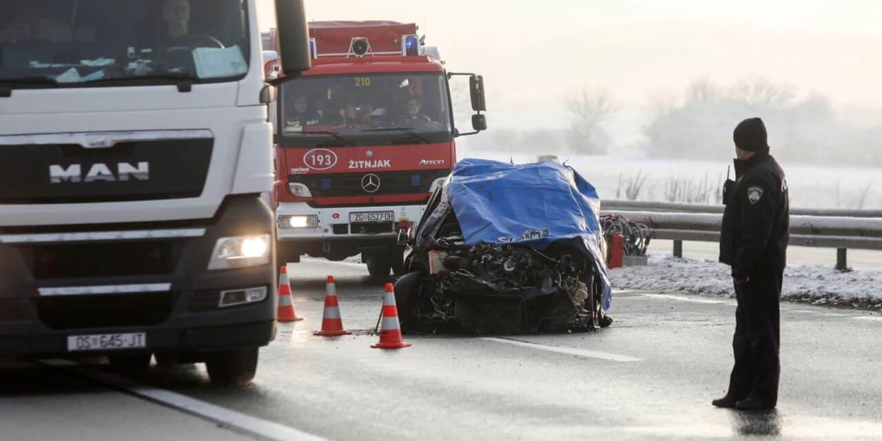 Zagreb: U sudaru automobila i ralice poginula jedna osoba