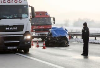 Zagreb: U sudaru automobila i ralice poginula jedna osoba