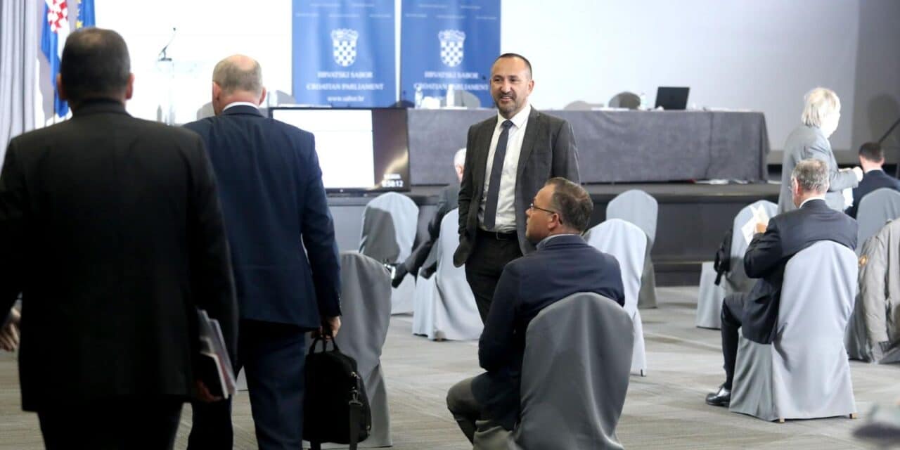 Zagreb: Održana je  sjednica Predsjedništva Hrvatskoga sabora s predsjednicima klubova zastupnika