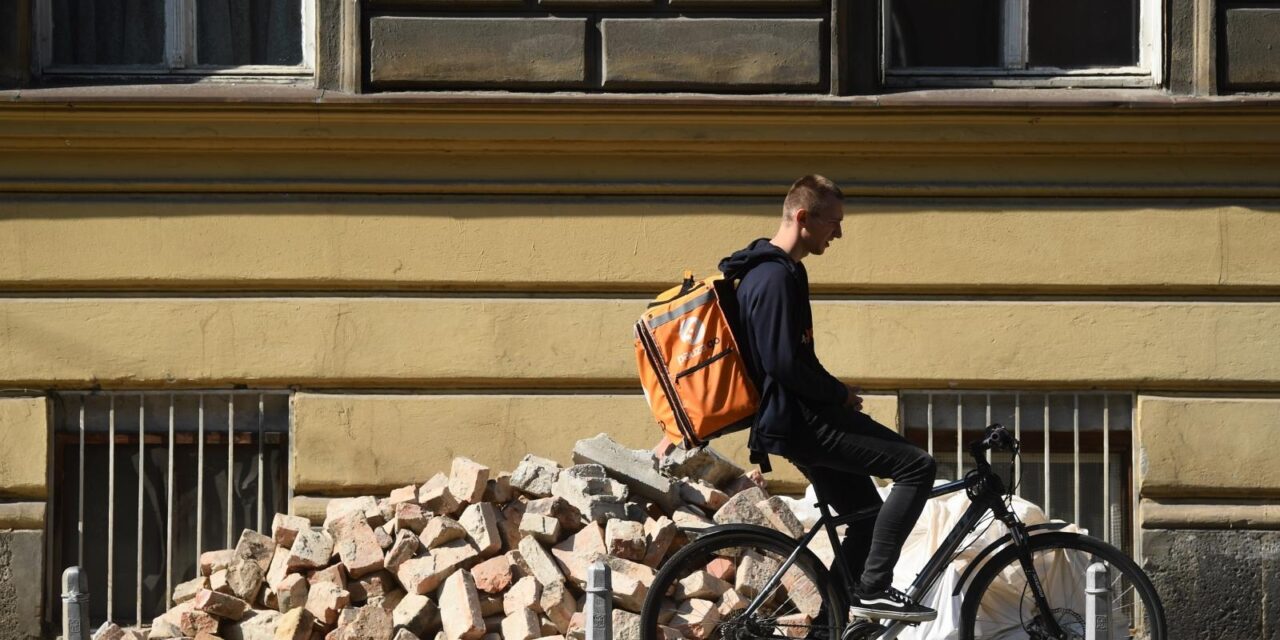 Zagreb: Gradske ulice pune građevinskog materijala i otpada