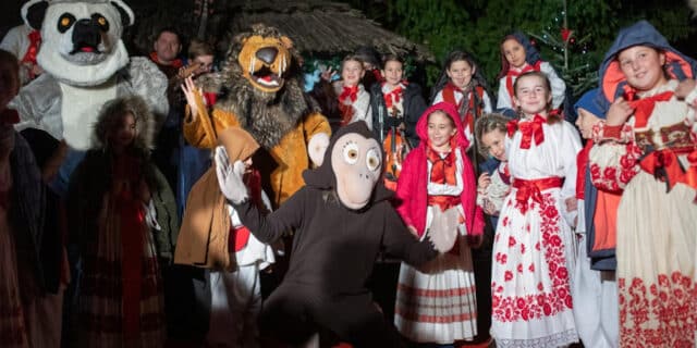 Zagreb: Otvorenje Polarnog adventa u Divljem srcu grada na Zebrinu trgu ZOO-a