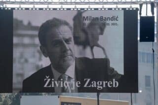 Zagreb: Videozid ispred HNK spreman je za početak komemoracije Milanu Bandiću