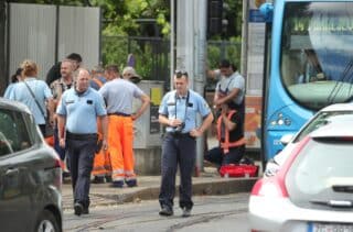 Zbog: Zbog sudara automobila i tramvaja stvorila se gužva na križanju Savske i Tratinske