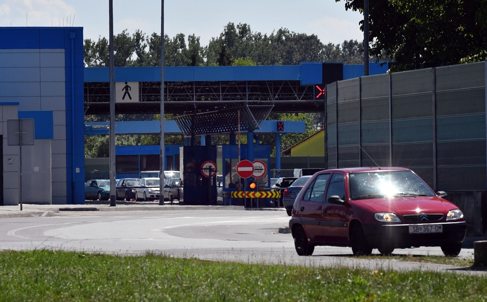 Na vrhuncu turističke sezone nema gužve na graničnom prijelazu u Sl. Brodu