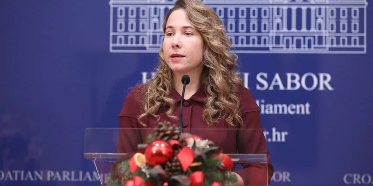 Zagreb: Selak Raspudić o studentima koji plaćaju testiranje, a profesori ne