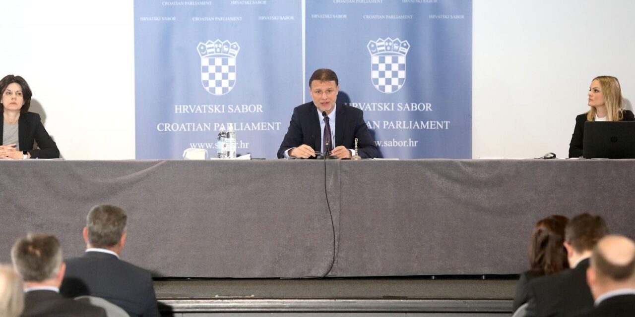 Zagreb: Sabor sjednicu nastavio raspravom o Vladinom paketu prijedloga zakona s područja financija i turizma