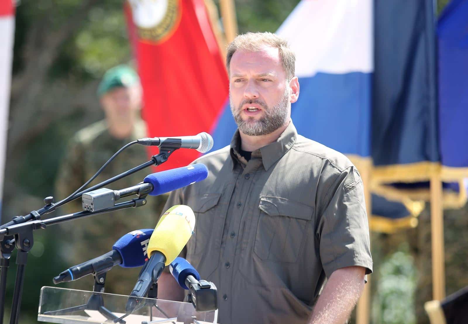 Knin: Vojni poligon “Crvena zemlja” preimenovan u vojni poligon”Josip Markić”