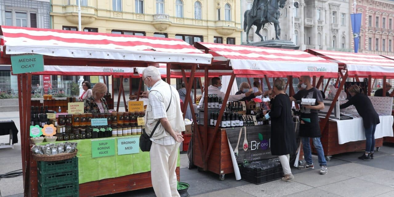 Zagreb: Na Trgu bana Jelačića počeo Eko sajam