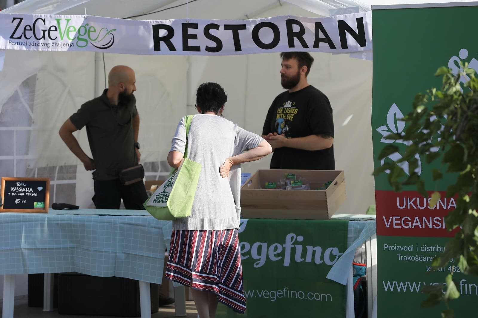 Zagreb: Na Trgu bana Jelačića počeo dvodnevni 13. ZeGeVege festival