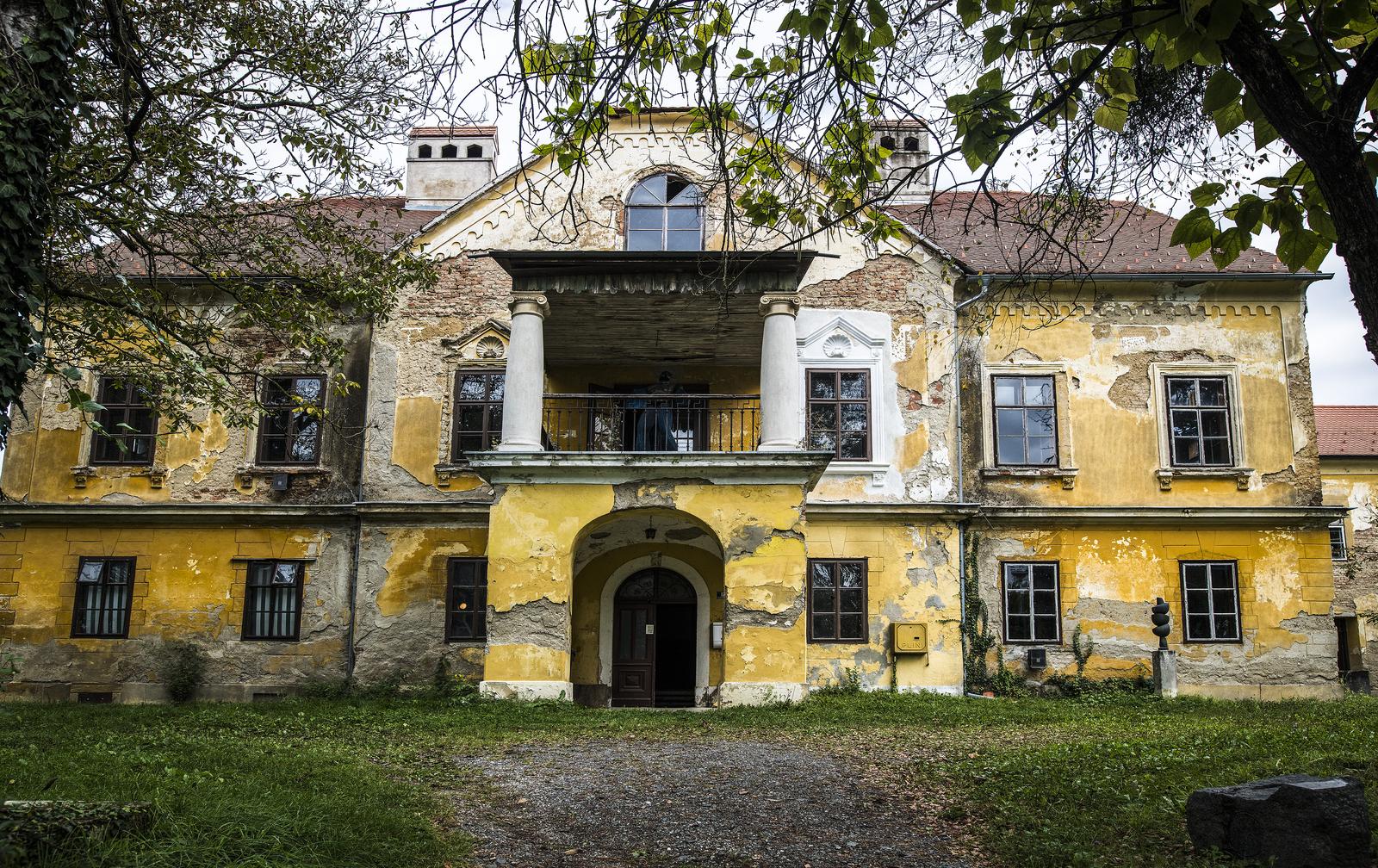 dvorac jakovlje