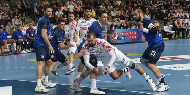 Hrvatski rukometaši protiv BiH u Poreču odigrali 33:33