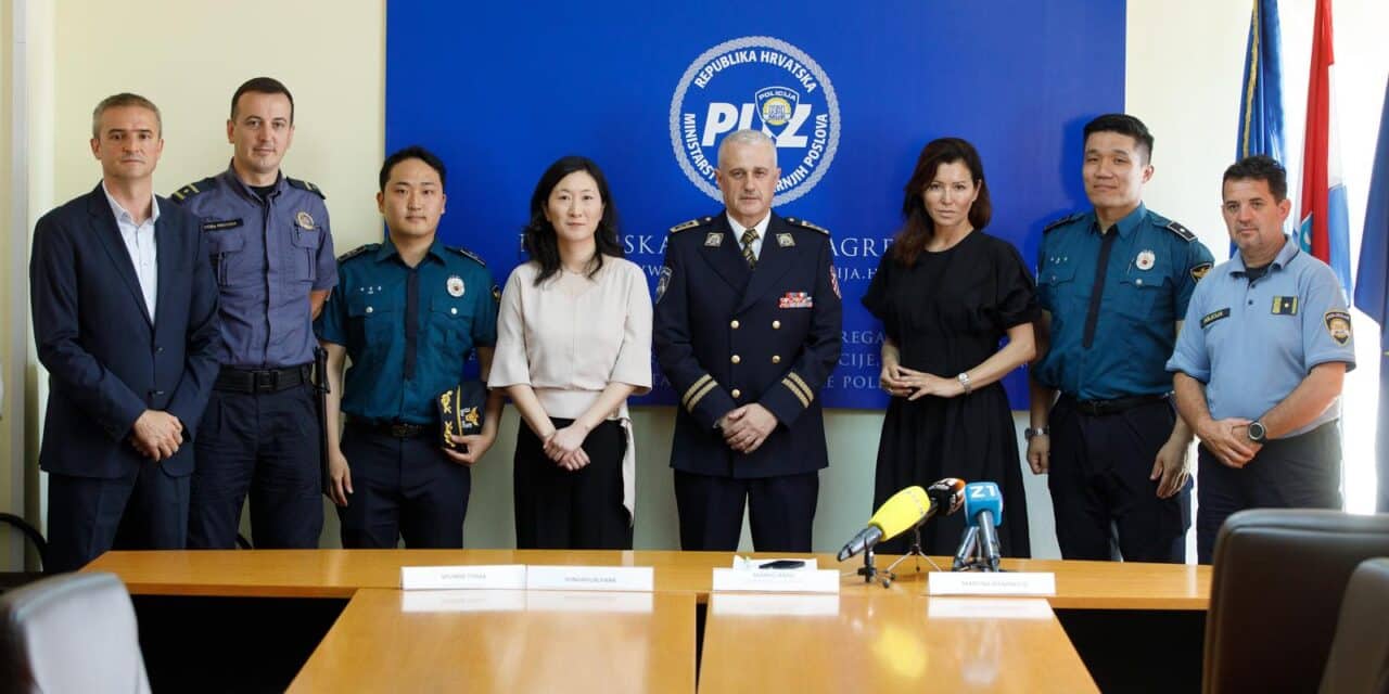 Zagreb: PUZ predstavila projekt Sigurna turistička destinacija 2022. s policajcima iz Koreje