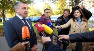 Zagreb: Predrag Štromar dao izjavu u zaprimanju zahtjeva za subvencionirane kredite