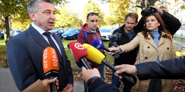 Zagreb: Predrag Štromar dao izjavu u zaprimanju zahtjeva za subvencionirane kredite