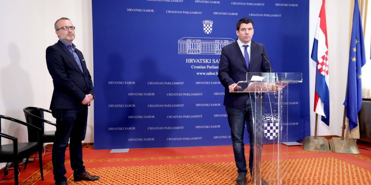 Zagreb: Nikola Grmoja i Marko Sladoljev održali konferenciju za medije