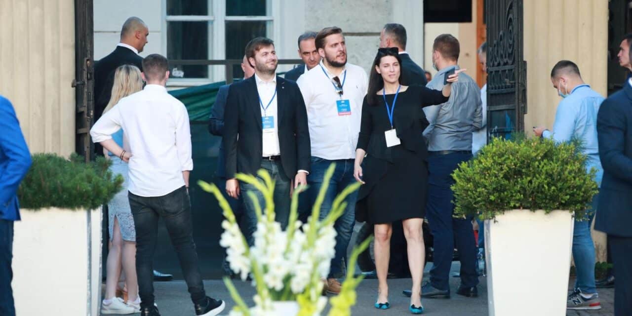 Zagreb: Doček izbornih rezultata u stožeru HDZ-a