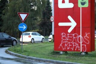 Zagreb: Uz sve veći broj zaraženih i najavljene nove mjere kriznog stožera stižu i poruke raznih sadržaja