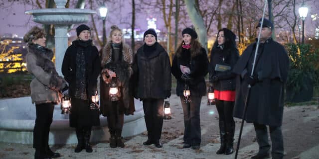 Zagreb: Paljenje plinskih lanterni na Gornjem gradu uz pjevanje božićnih pjesama