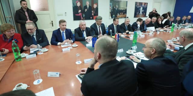 Zagreb: Zajednička sjednica Predsjedništva i Nacionalnog vijeća HDZ-a