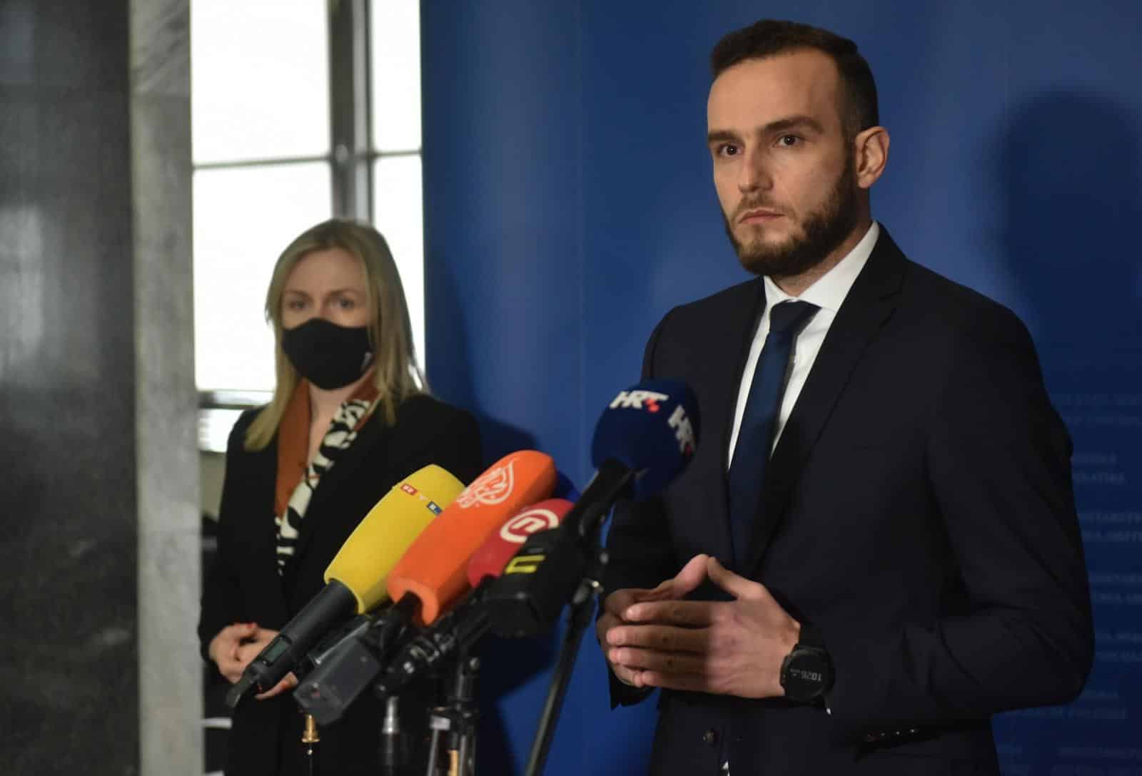 josip aladrović