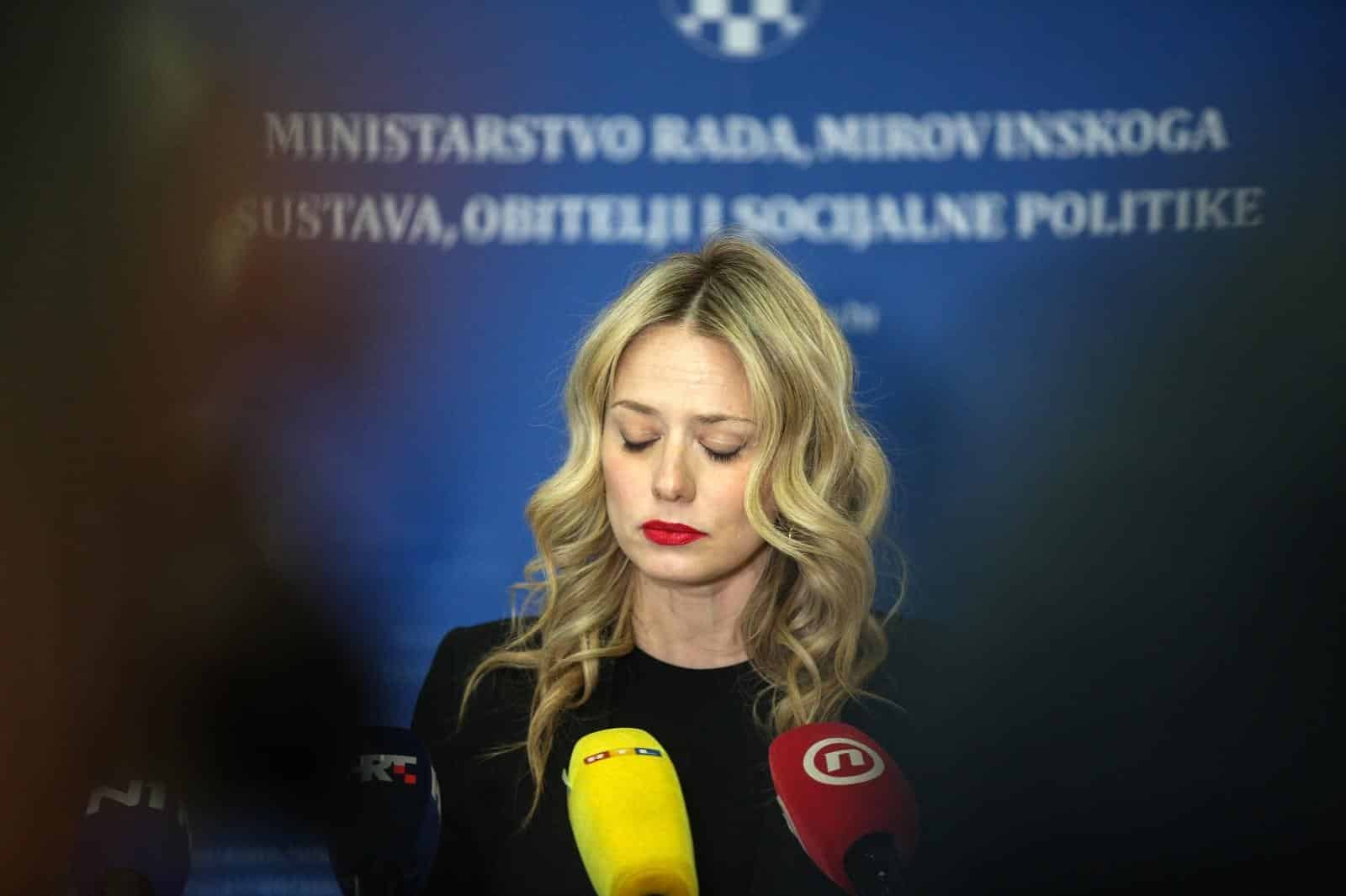 Zagreb: Izjave nakon sastanka ministra Aladrovića i predstavnica inicijative Spasi me
