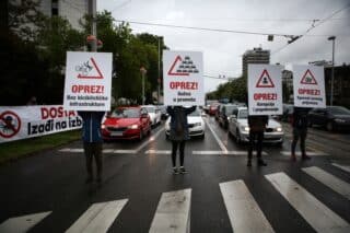 Zagreb: Zelena akcija i Pravo na grad akcijom ukazali na razloge prometnog kolapsa u gradu