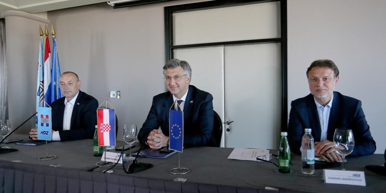 Zagreb: Sjednica Predsjedništva i Nacionalnog vijeća HDZ-a nakon izborne pobjede