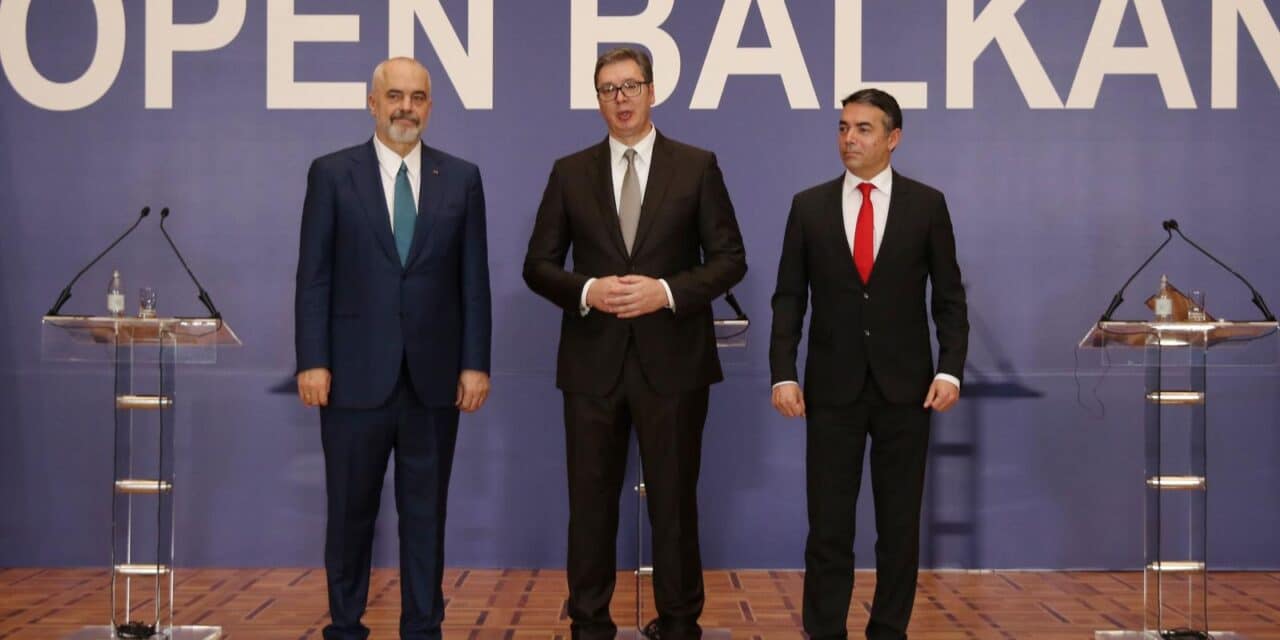 Beograd: Aleksandar Vučić susreo se s predsjednikom Albanije i potpredsjednikom Sjeverne Makedonije