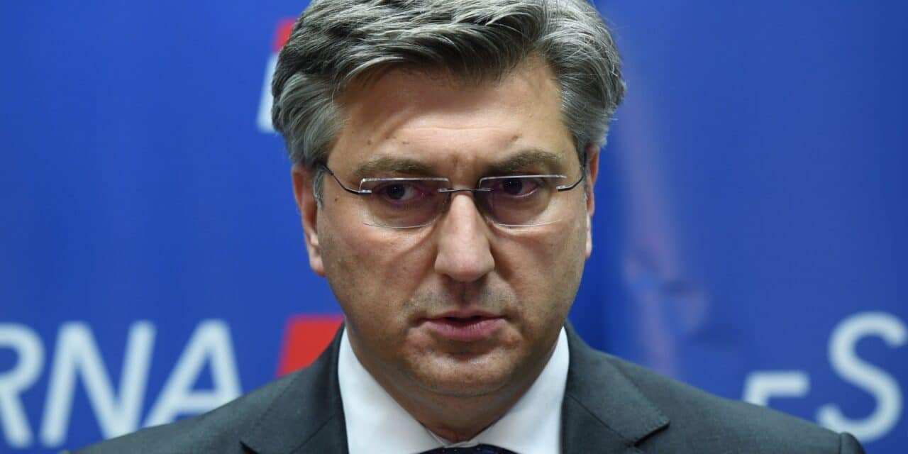 Zagreb: Konferencija za medije nakon sjednice Predsjedništva i Nacionalnog vijeća HDZ-a