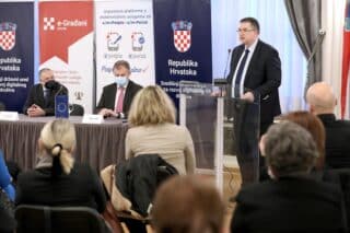 Zagreb: Predstavljen projekt  Uspostava platforme s elektroni?kim uslugama za e/m-Potpis i e/m-Pecat