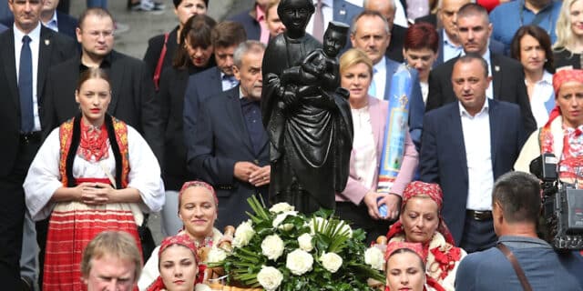 Procesija i sveta misa u Hrvatskom nacionalnom svetištu Majke Božje Bistričke