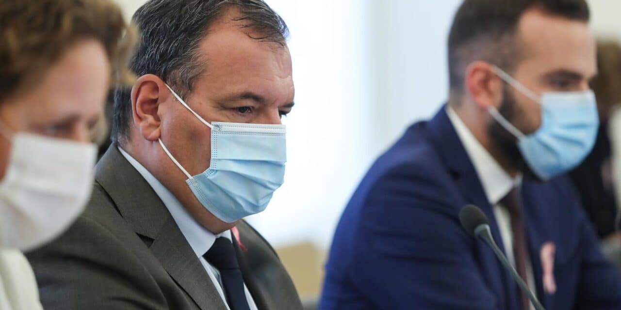 Plenković: Virus je ozbiljna prijetnja, nažalost pandemija se ubrzava