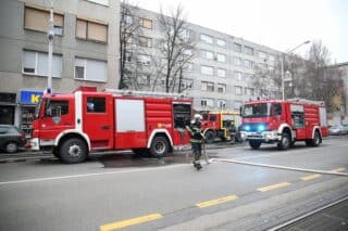 Zagreb: Požar skladišta u Maksimirskoj ulici