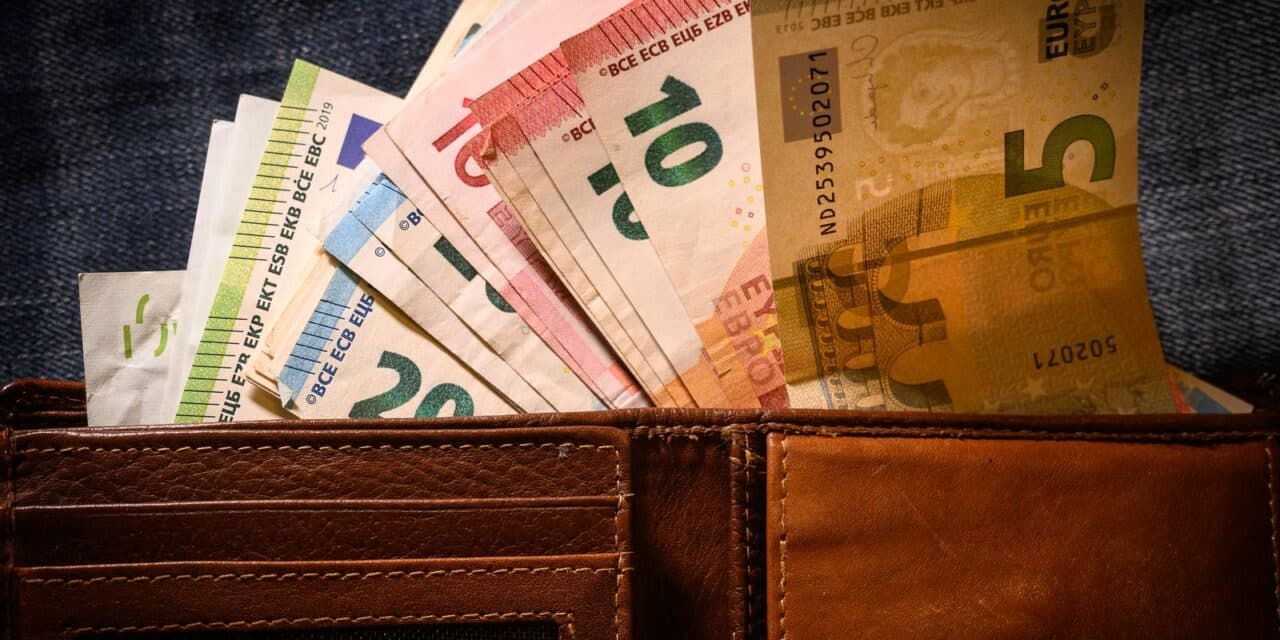 Euro – nova službena valuta u Republici Hrvatskoj