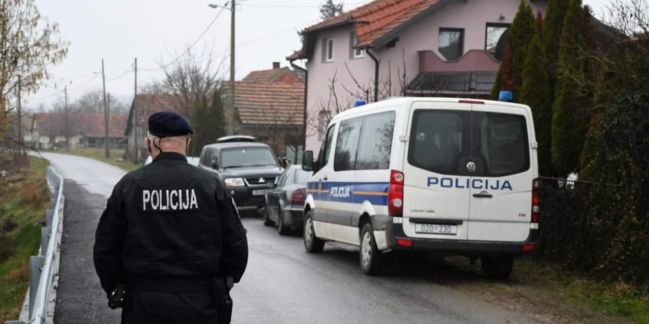 Policijski očevid u obiteljskoj kući u Gornjem Tomašu