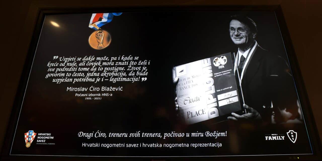 Zagreb: Kustić, Dalić i Svetina upisali se u knjigu žalosti za Ćiru Blaževića