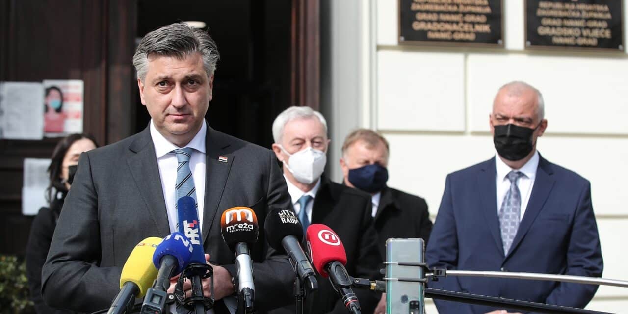 Premijer Plenković sastao se s gradonačelnikom Ivanić-Grada, Javorom Bojanom Lešom