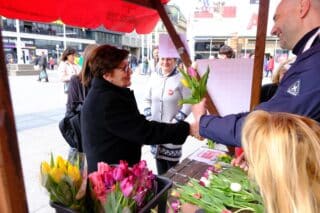 Humanitarna akcija “Omiljeni cvijet Ane Rukavine” u organizaciji Foruma žena SDP-a